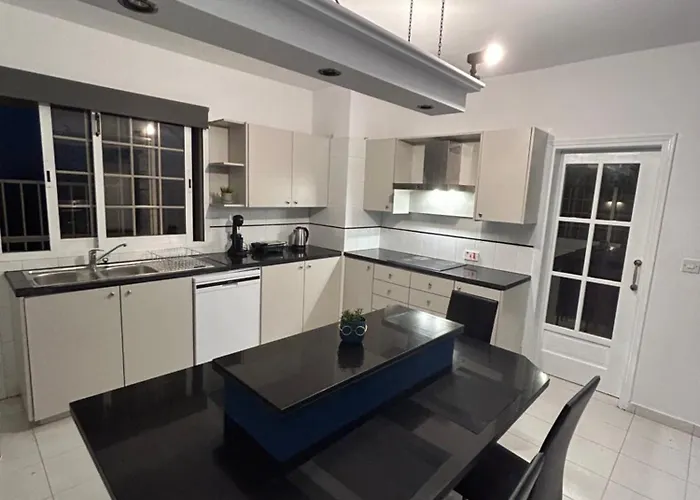 Modern Spacious Penthouse In 公寓 Paphos